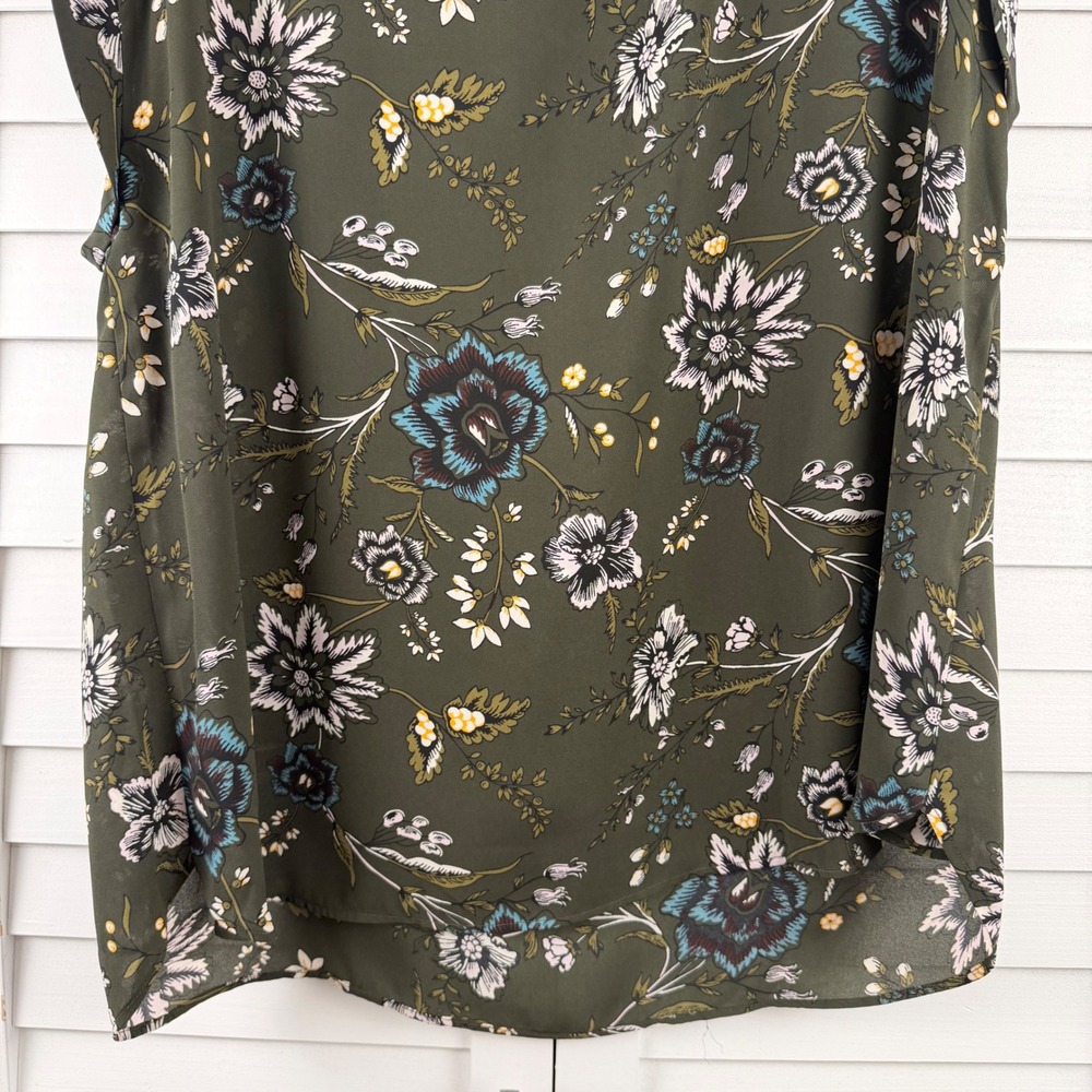 Loft Blouse Women XXL Olive Green Floral Short Sleeve Pocket Keyhole Back - Picture 9 of 11
